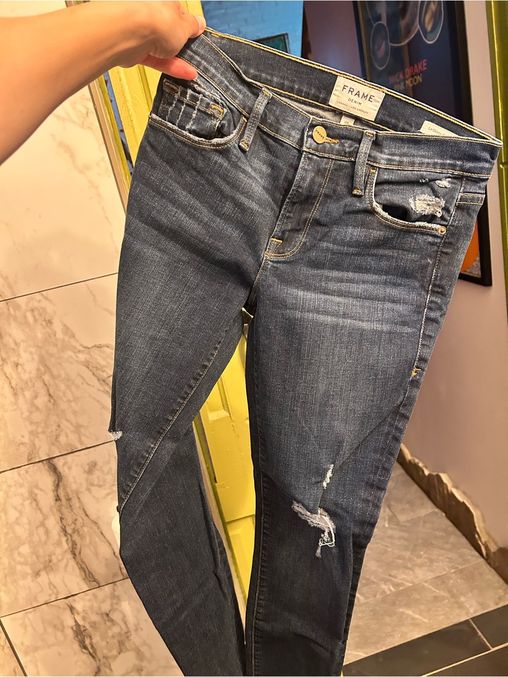 Frame Le Skinny De Jeanne Jeans
